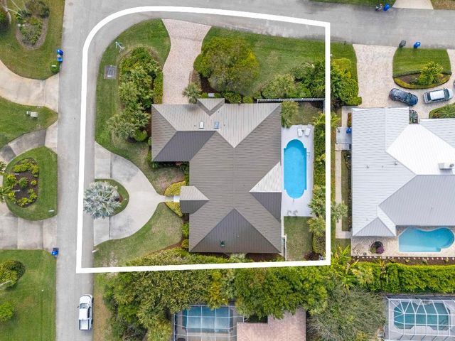 1345 Spanish Lace Lane, Vero Beach, FL 32963