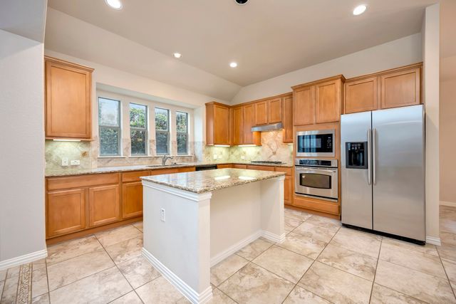 3928 Bamberg Lane, Fort Worth, TX 76244