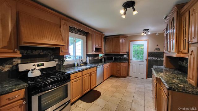 63 Phillips Street, Beacon, NY 12508