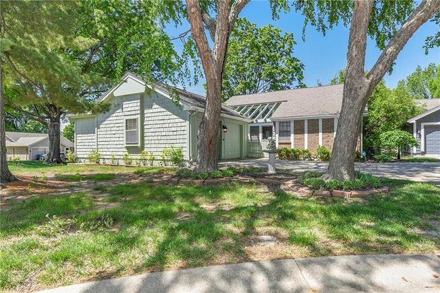 8266 Monrovia Street, Lenexa, KS 66215