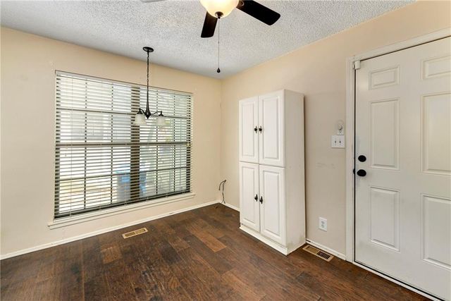 8266 Monrovia Street, Lenexa, KS 66215