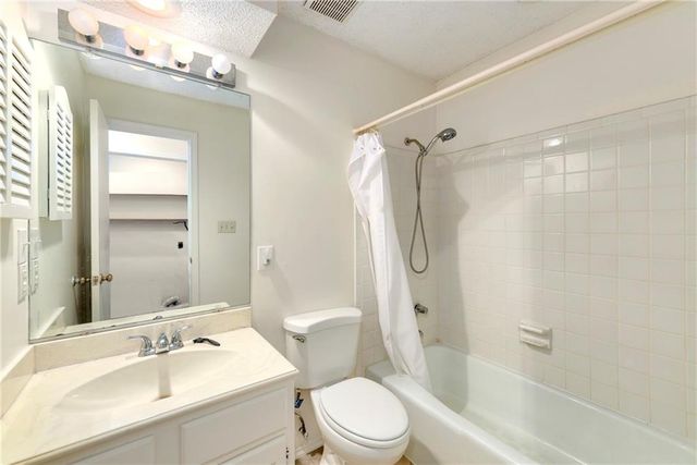 8266 Monrovia Street, Lenexa, KS 66215