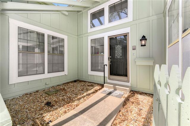 8266 Monrovia Street, Lenexa, KS 66215