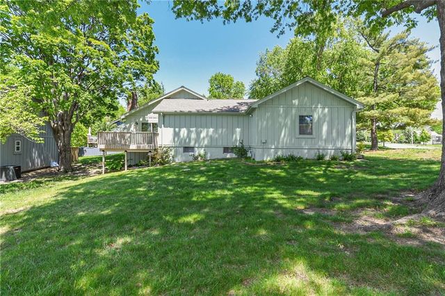 8266 Monrovia Street, Lenexa, KS 66215
