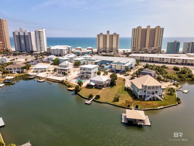 916 Shoreland Drive, Gulf Shores, AL 36542