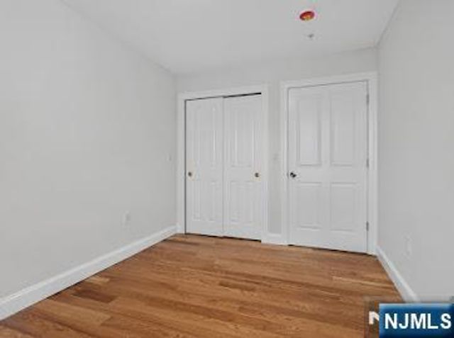 315 7th Street 703, Union City, NJ 07087