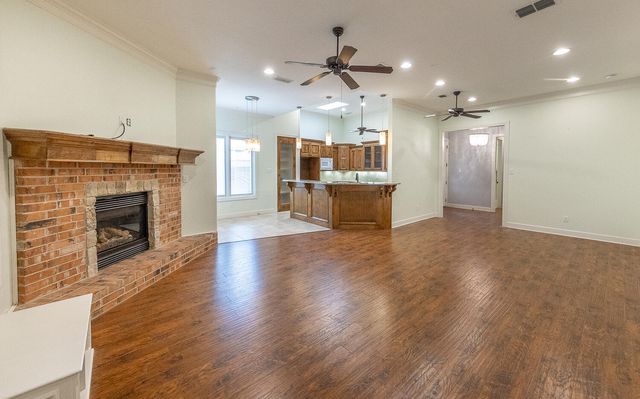 8 Wilshire Boulevard, Lubbock, TX 79416