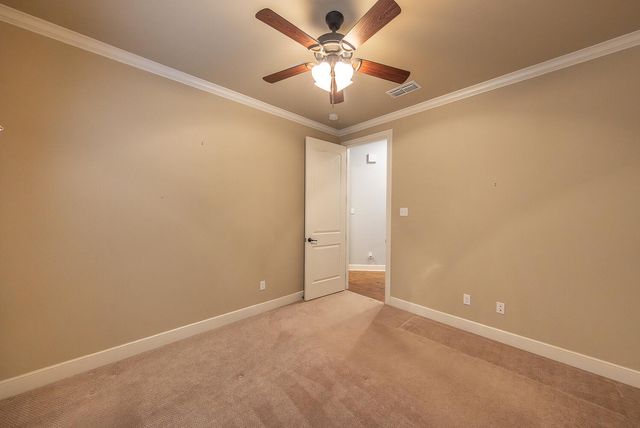 8 Wilshire Boulevard, Lubbock, TX 79416