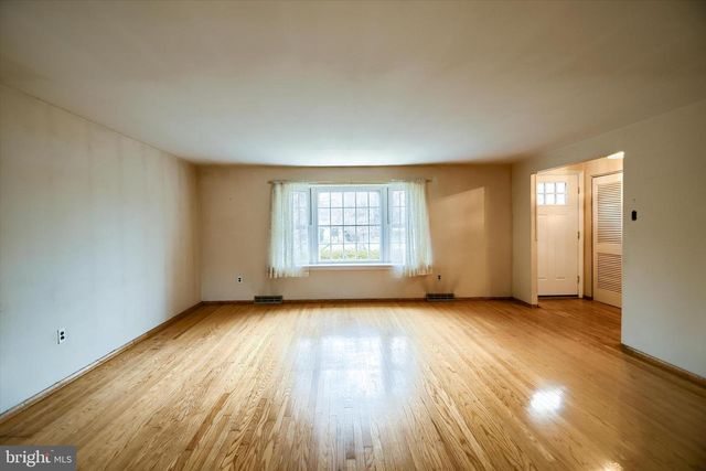 246 HOLLY HILL RD, Richboro, PA 18954