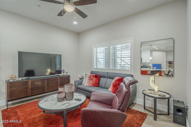 2038 E RIVER Road 101, Tucson, AZ 85718