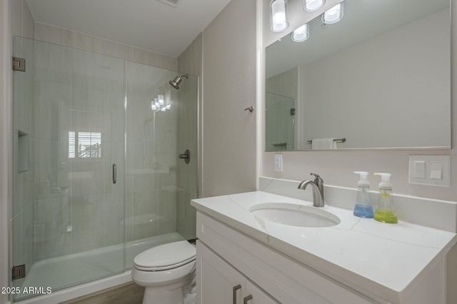 2038 E RIVER Road 101, Tucson, AZ 85718