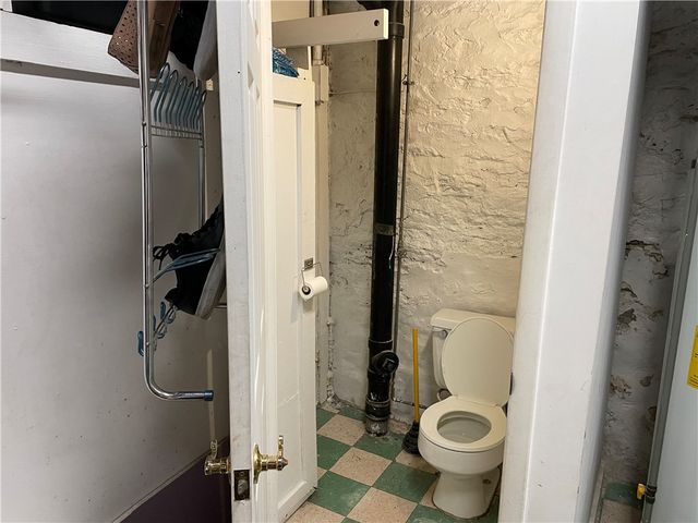 3884 East St, Observatory Hill, PA 15214