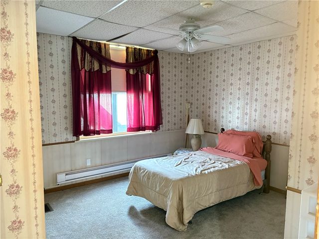 3884 East St, Observatory Hill, PA 15214