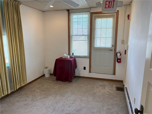 3884 East St, Observatory Hill, PA 15214