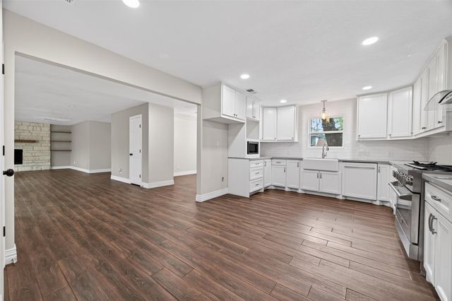 6322 Inway Drive, Spring, TX 77389