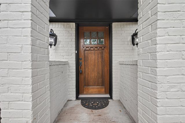 6322 Inway Drive, Spring, TX 77389