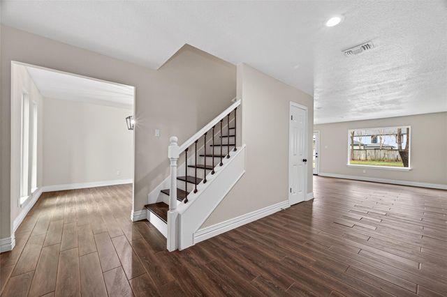 6322 Inway Drive, Spring, TX 77389