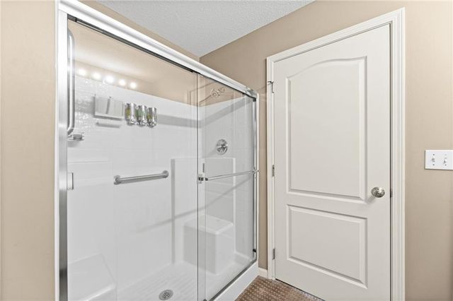 12001 S Tallgrass Drive 201, Olathe, KS 66061