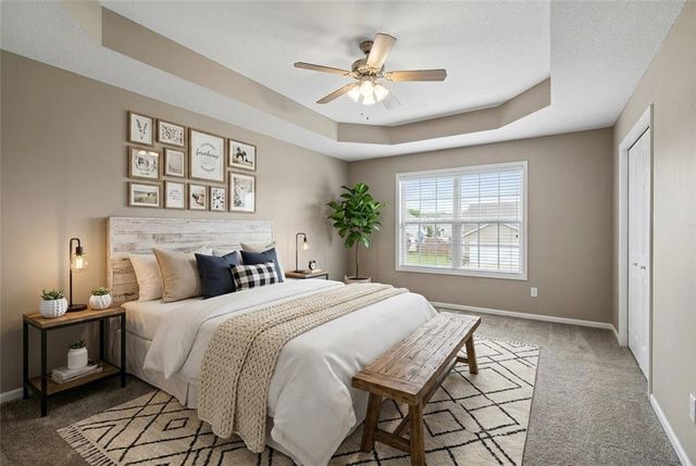 12001 S Tallgrass Drive 201, Olathe, KS 66061