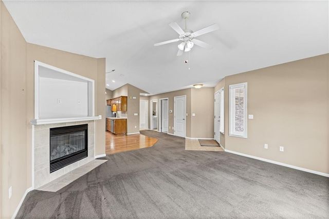 12001 S Tallgrass Drive 201, Olathe, KS 66061