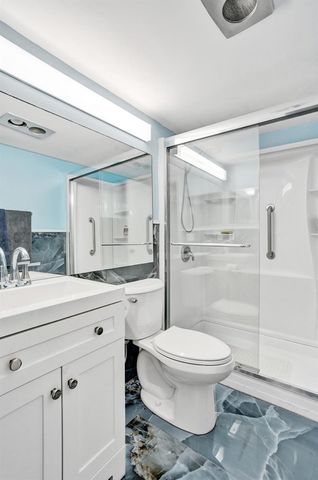 358 Oakridge T 358, Deerfield Beach, FL 33442