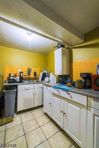331 Dakota St, Paterson City, NJ 07503