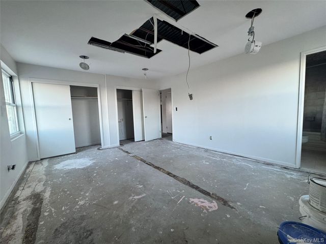 360 Shore Road 8L, Long Beach, NY 11561