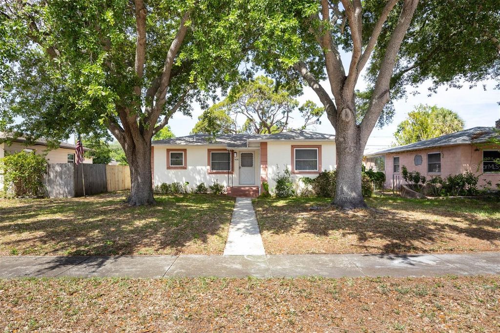 Image 1 of property listing at 4626 22ND STREET N, St Petersburg, FL 33714