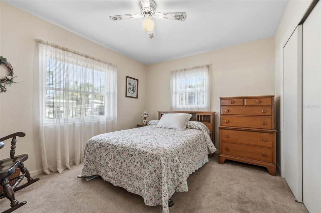 Image 15 of property listing at 4626 22ND STREET N, St Petersburg, FL 33714