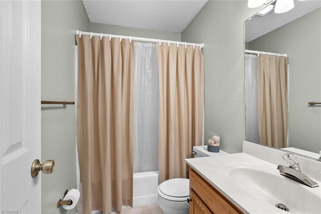 2313 Terra Stone Court A, Clemmons, NC 27103