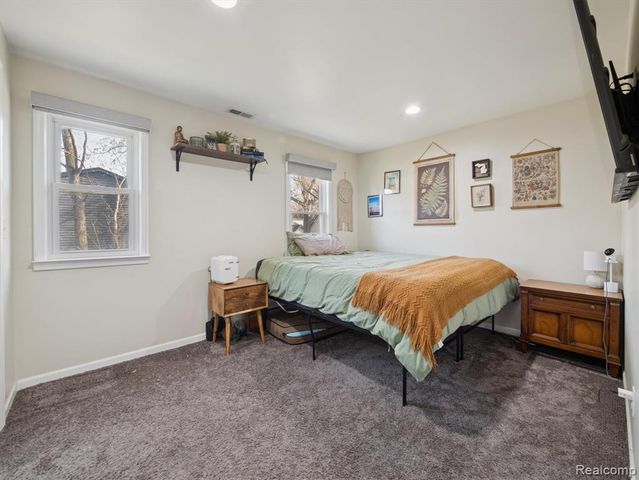 290 Vinona Terrace, Commerce Twp, MI 48382