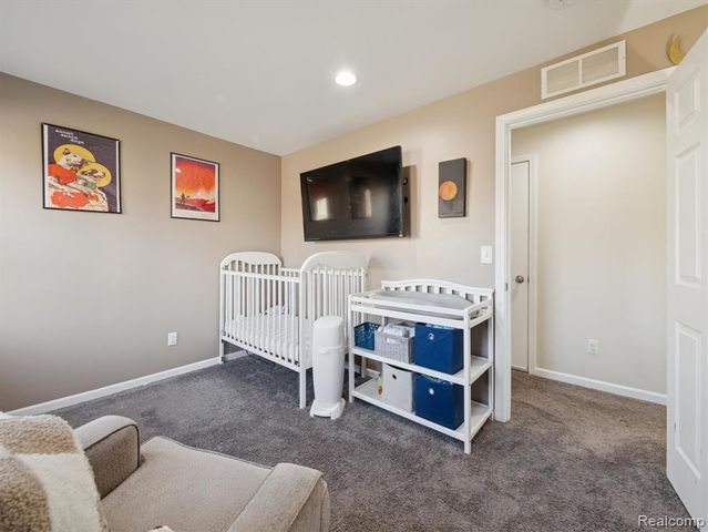 290 Vinona Terrace, Commerce Twp, MI 48382