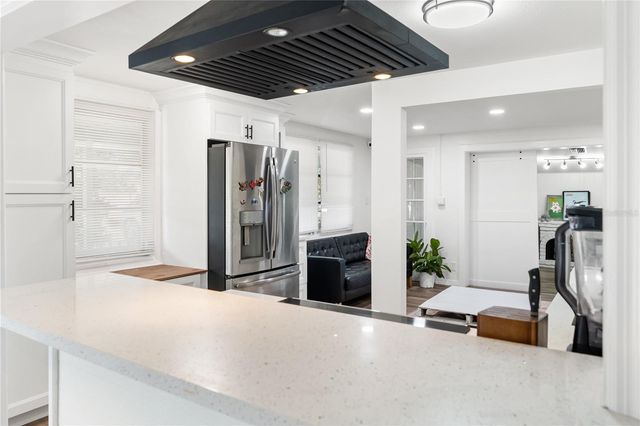 4105 ROCKEFELLER AVENUE, Sarasota, FL 34231