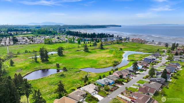 4743 S Golf Course Drive, Blaine, WA 98230