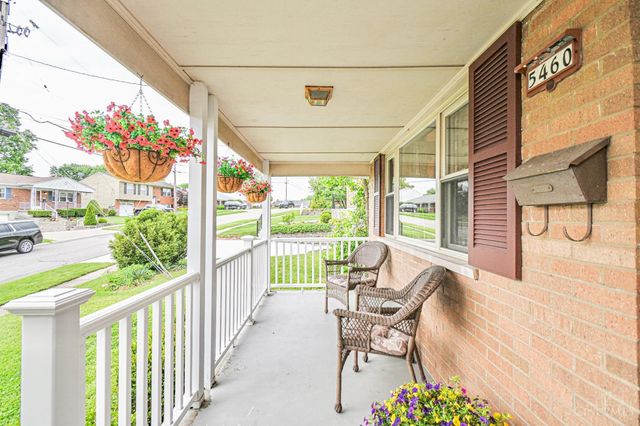 5460 Starcrest Drive, Delhi Twp, OH 45238