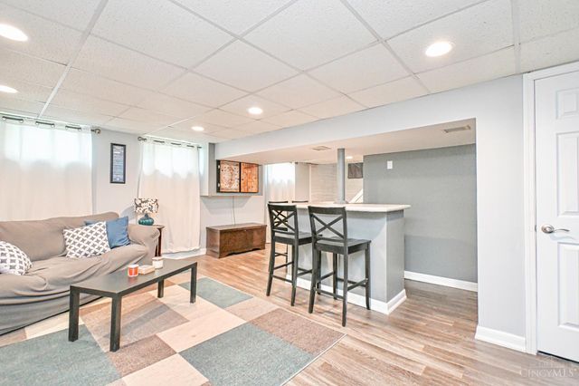 5460 Starcrest Drive, Delhi Twp, OH 45238