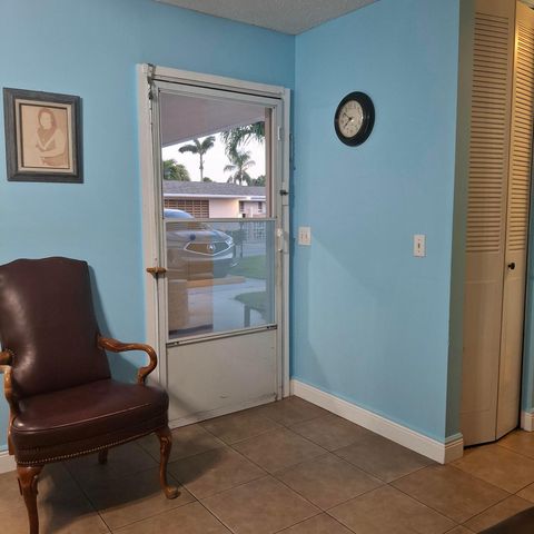 2569 Dudley Drive W D, West Palm Beach, FL 33415