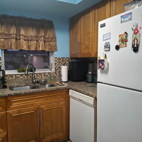 2569 Dudley Drive W D, West Palm Beach, FL 33415