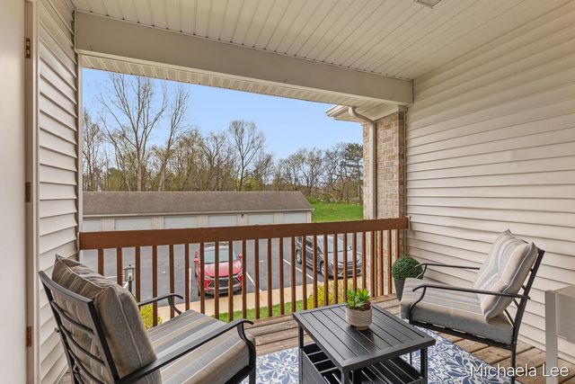 12265 S Crystal Waters Drive 5, Holland, MI 49424