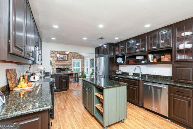 3021 Old Lost Mountain Road, Powder Springs, GA 30127