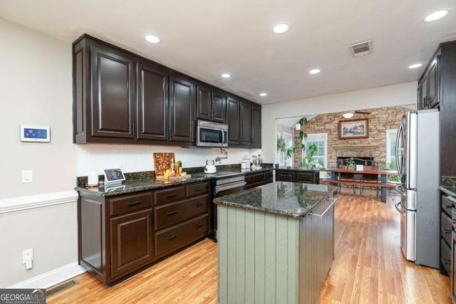 3021 Old Lost Mountain Road, Powder Springs, GA 30127