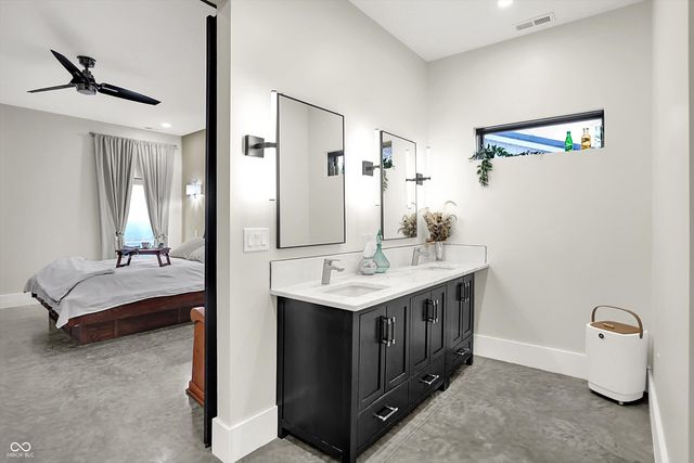 8257 S County Road 1075 W, Charlottesville, IN 46117