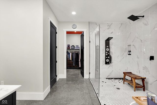 8257 S County Road 1075 W, Charlottesville, IN 46117