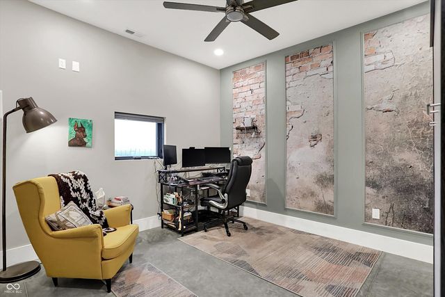 8257 S County Road 1075 W, Charlottesville, IN 46117