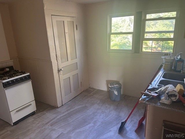 14 Box Avenue, Buffalo, NY 14211
