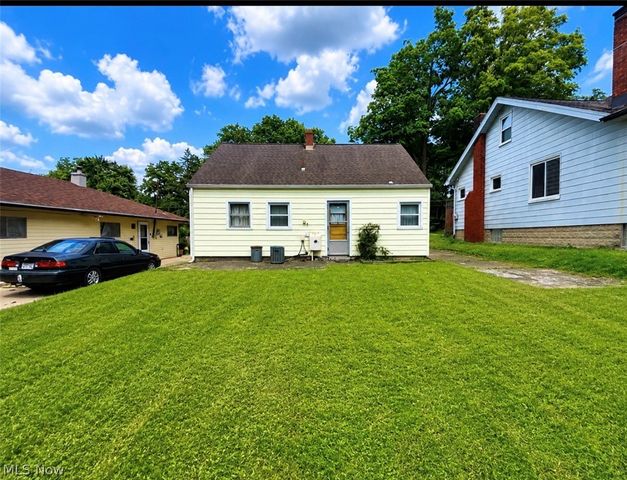 142 N Main Street N, Youngstown, OH 44515