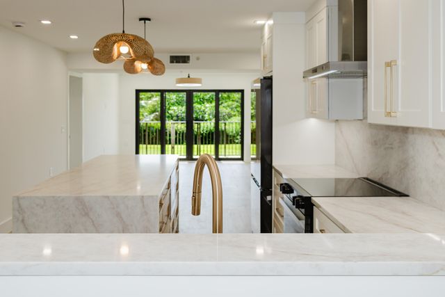 1701 Marina Isle Way 103, Jupiter, FL 33477