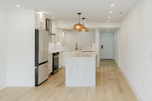 1701 Marina Isle Way 103, Jupiter, FL 33477