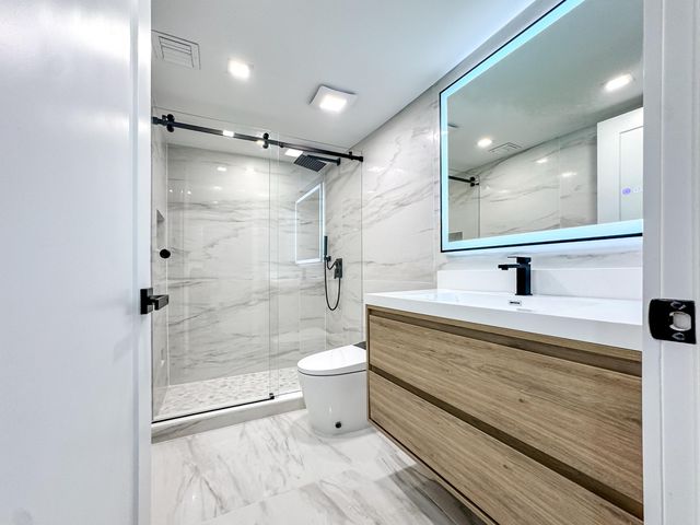 1701 Marina Isle Way 103, Jupiter, FL 33477