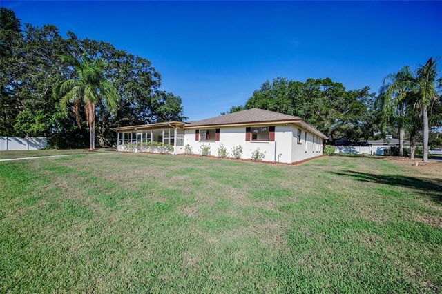 2391 ROBERTA LANE, Clearwater, FL 33764